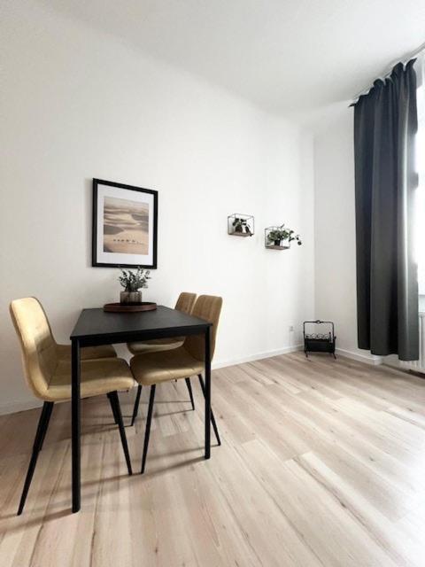 City&more! Charmantes Mit Altbauflair! Apartment
