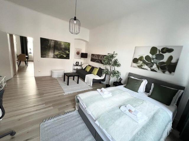 City&more! Charmantes Mit Altbauflair! Apartment *