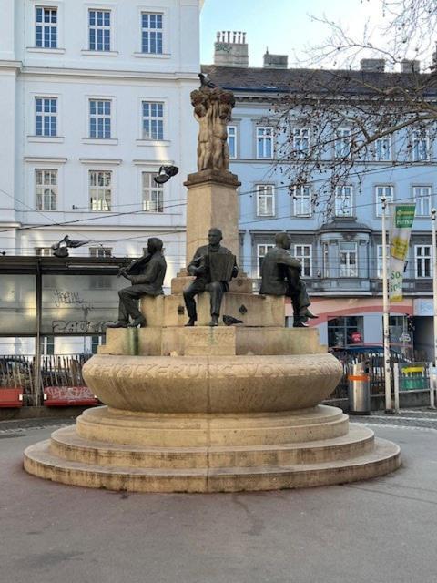 City&more! Charmantes Mit Altbauflair! * Wien