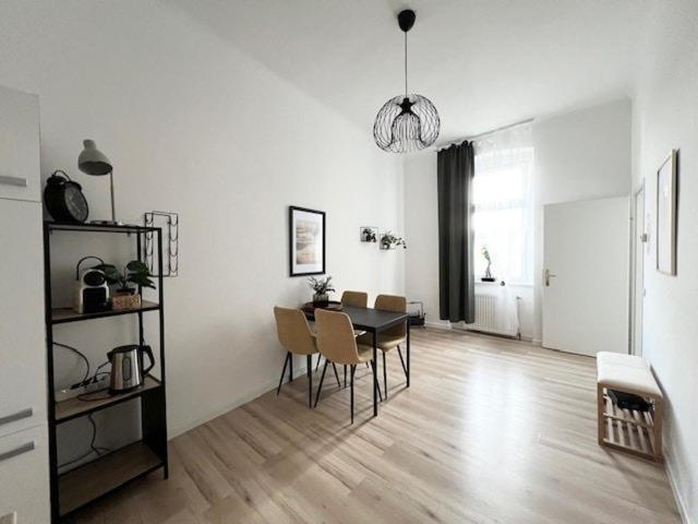 City&more! Charmantes Mit Altbauflair! *